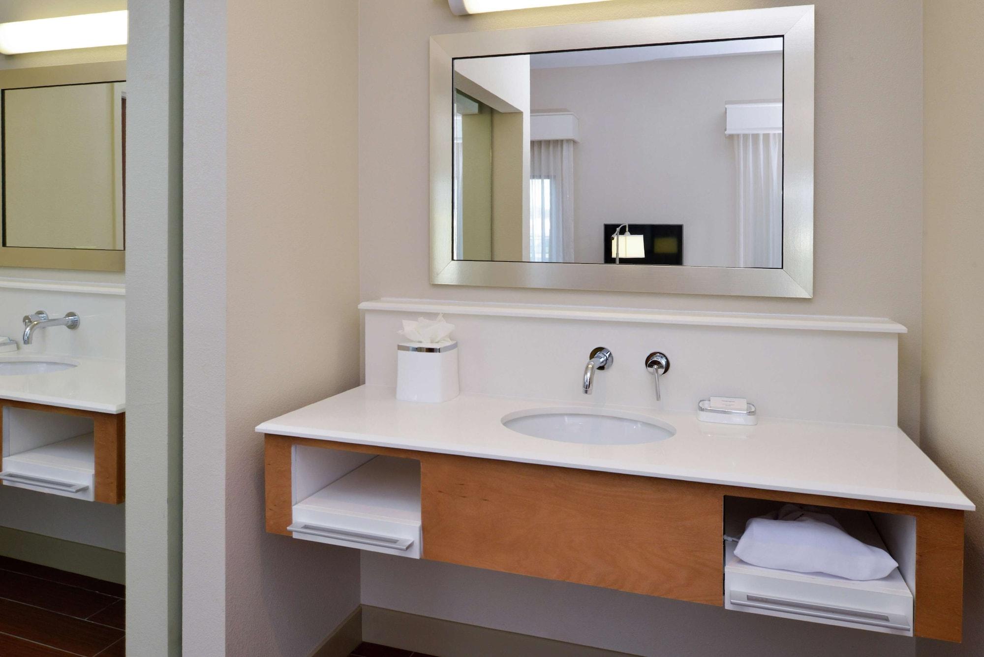 Hampton Inn & Suites By Hilton Lonoke Ngoại thất bức ảnh